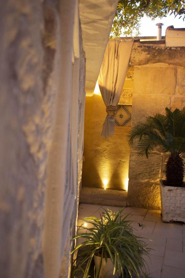 Amata Casa Apartment Muro Leccese Luaran gambar